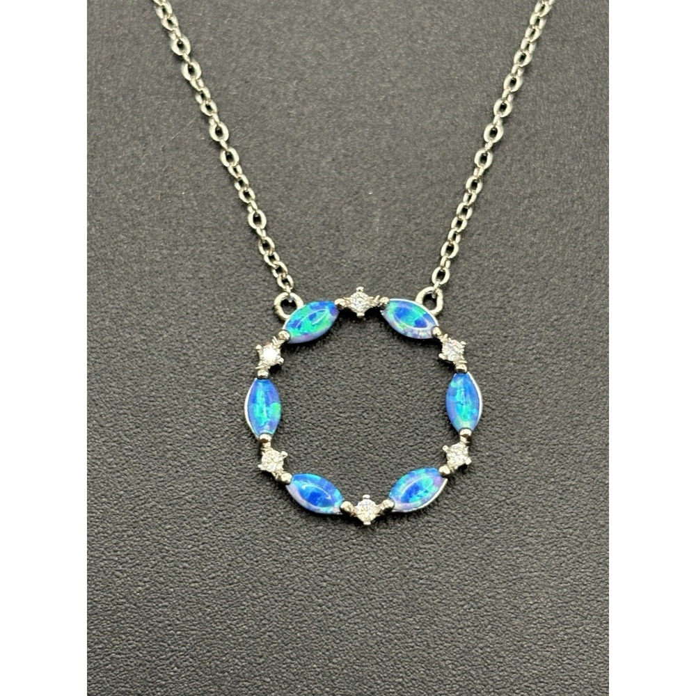 New Condition 18" Sterling Silver Lab Blue Cubic Zirconia Pendant